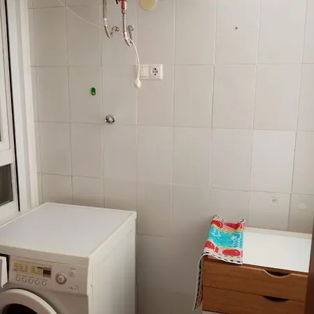 Apartamento Con Buena Vista * Торевьиа