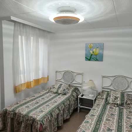 Апартаменты Apartamento Con Buena Vista Торевьиа